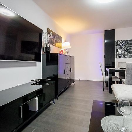 Nowoczesny Apartament - Saska Kepa Apartment Warsaw Exterior photo